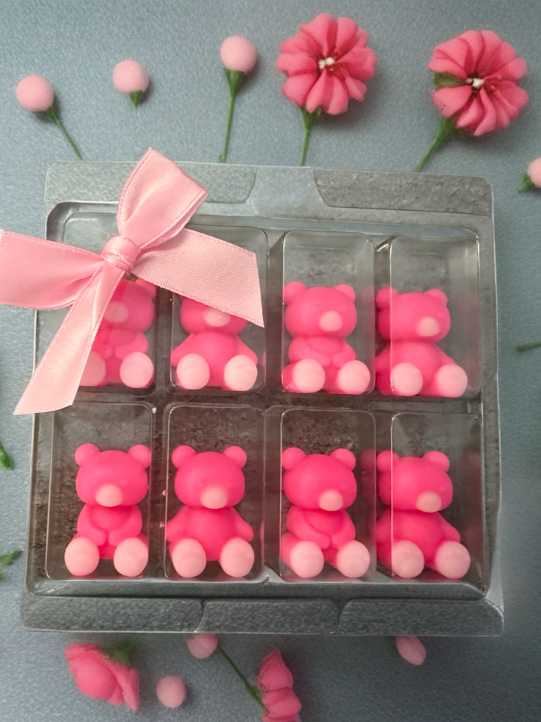 Cuddlemelt bears wax melts