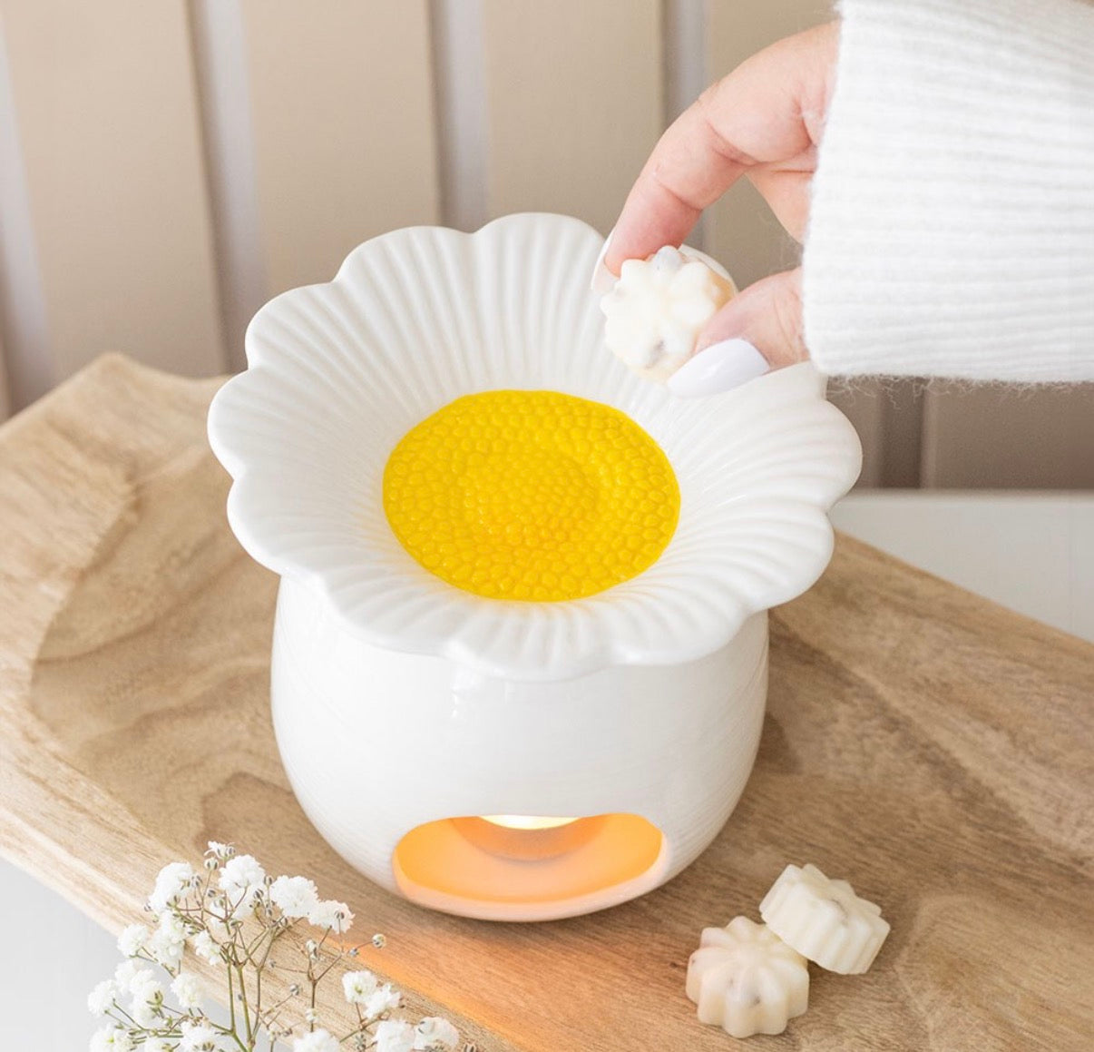 DAISY SHAPED OIL BURNER