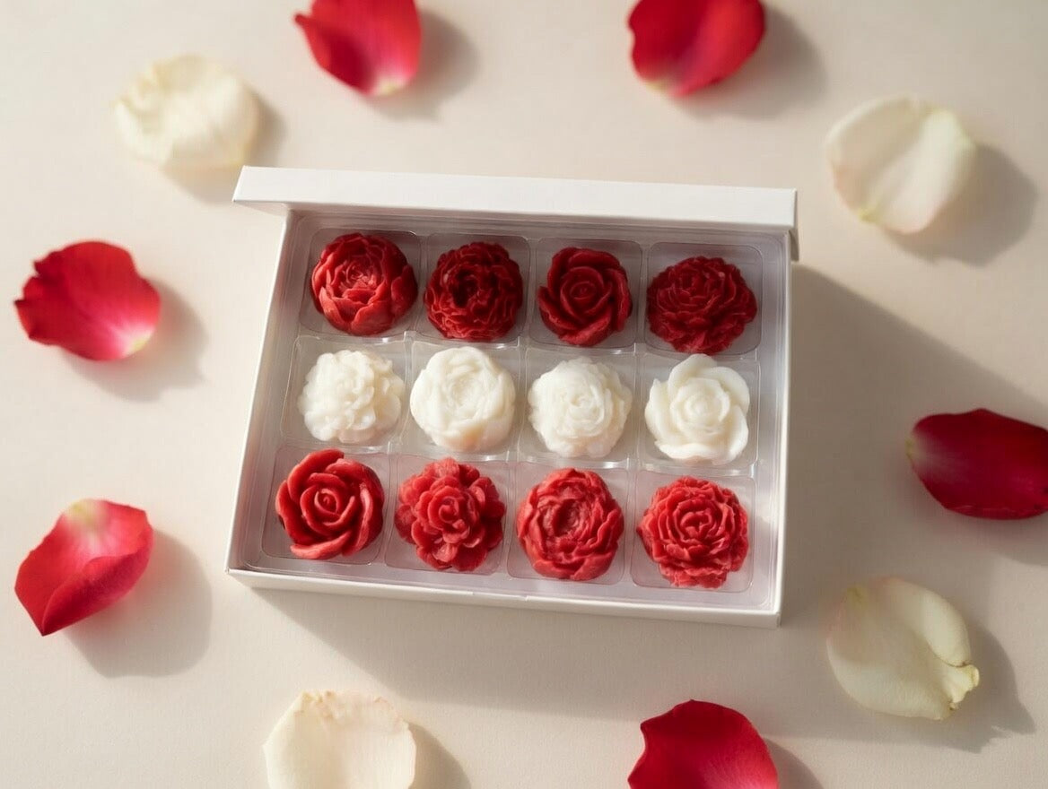 The Laundry Collection wax melt gift box - washing machine