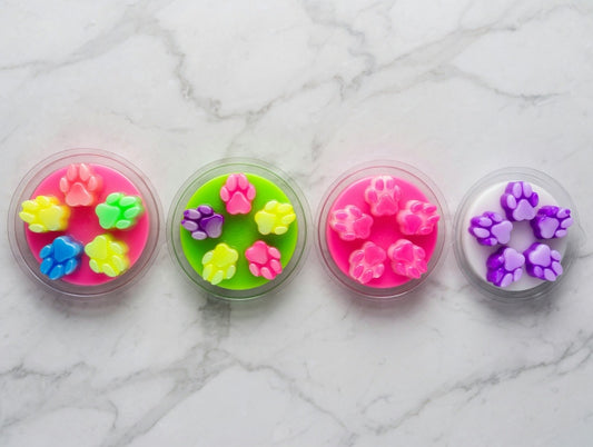 4 for £5 Paw shaped wax melt clamshells